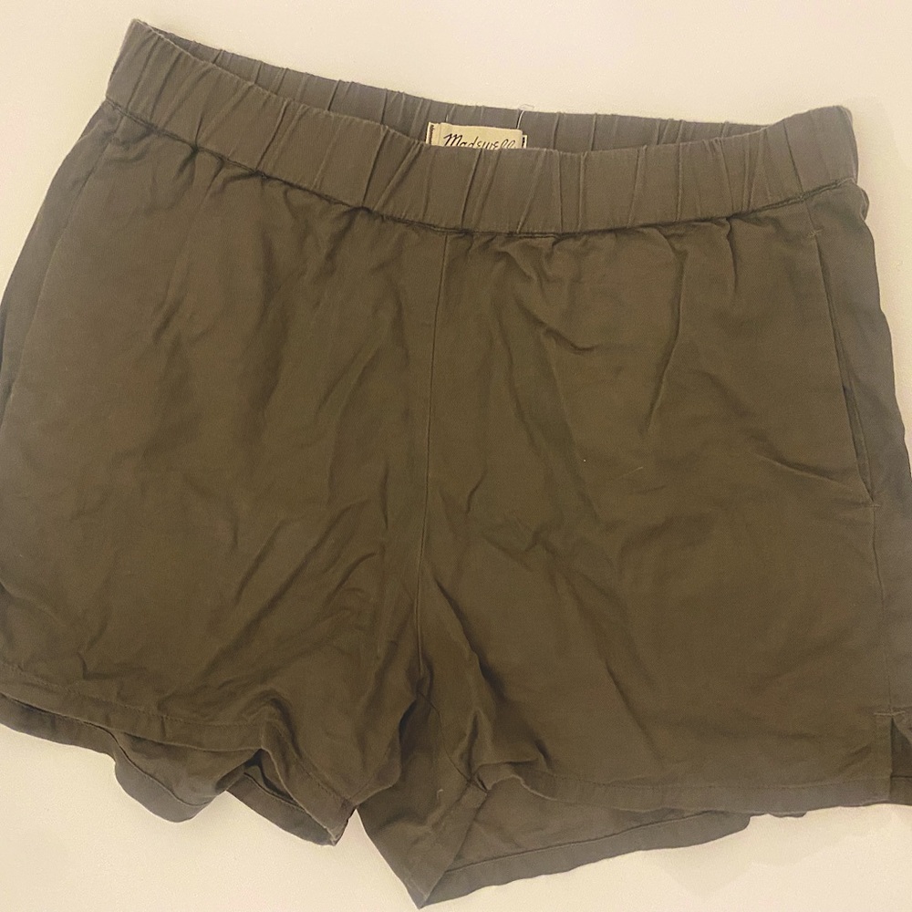 Madewell pull on shorts